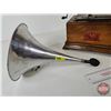 Image 5 : Phonograph : 1903 Pathe Dual Cylinder Player ; "Je Chante Haut Et Clair"
