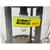 Image 7 : Coleman Deluxe Easi-Lite Lantern c/w Lantern Mantles (Measures : 13"H)
