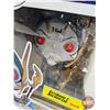 Image 2 : POP Vinyl Figure : Avengers Infinity War - Corvus Glaive (Box Measures : 6-1/2"H x 4-1/2"W x 3-1/2"D