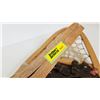 Image 9 : Vintage Snowshoes (36"L x 10-3/4"W)