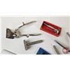 Image 5 : Vintage Shaving Lot : Incl.  - Razors - Clippers - Blades