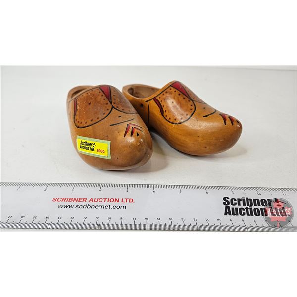 Wooden Shoes  (7-1/2"L x 3-1/4"W)