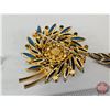 Image 7 : Broach & Earring Set