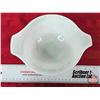Image 6 : Pyrex Mixing Bowl : Butterfly Gold (6"Dia)