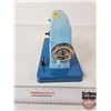 Image 7 : Little Betty Toy Sewing Machine  (7-1/2"H x 11-1/2"W x 6"D)
