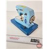 Image 8 : Little Betty Toy Sewing Machine  (7-1/2"H x 11-1/2"W x 6"D)