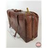 Image 7 : Vintage Eveleigh Suite Case : Crocodile Leather (13"H x 23"W x 7"D)