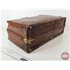 Image 9 : Vintage Eveleigh Suite Case : Crocodile Leather (13"H x 23"W x 7"D)