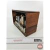 Image 9 : Rogers Electric Radio (Wood) (7-1/2"H x 12"W x 6-1/2"D)