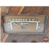 Image 3 : Marconi Electric Radio (Wood) (9-1/2"H x 15-1/2"W x 7-1/2"D)