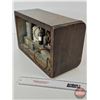 Image 8 : Marconi Electric Radio (Wood) (9-1/2"H x 15-1/2"W x 7-1/2"D)