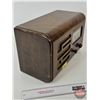 Image 9 : Marconi Electric Radio (Wood) (9-1/2"H x 15-1/2"W x 7-1/2"D)