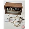 Image 5 : Electric Radio (Wood) (6-3/4"H x 12"W x 6-1/4"D)