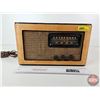 Image 2 : Westinghouse Electric Radio (Wood) (7-3/4"H x 13-1/2"W x 7"D)