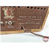 Image 6 : Westinghouse Electric Radio (Wood) (7-3/4"H x 13-1/2"W x 7"D)