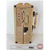 Image 6 : Thomas Collector's Edition Box Phone : 1995 (Modern) (18-1/2"H x 8"W x 7"D)