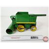 Image 3 : Homemade Lawn Ornament : John Deere Combine (6-1/4"H x 9"W x 13-1/2"D)