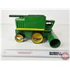 Image 7 : Homemade Lawn Ornament : John Deere Combine (6-1/4"H x 9"W x 13-1/2"D)