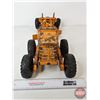 Image 5 : Pressed Steel Toy Grader : The Charles WM Doepke MFG Co. (Model Toys) (7-1/2"H x 8-1/2"W x 26"L)