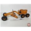 Image 7 : Pressed Steel Toy Grader : The Charles WM Doepke MFG Co. (Model Toys) (7-1/2"H x 8-1/2"W x 26"L)