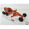 Image 2 : Pressed Steel Toy Grader : Structo Toys (5-1/2"H x 7"W x 18"L)