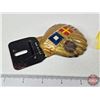 Image 7 : Shell License Plate Topper (5-1/4"H x 3-1/4"W)