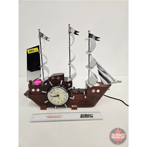 Antique Ship Clock 1940s United Clock Corp of Brookyln NY (Lighted) (Working) (15-3/4"H x 19"W x 3"D