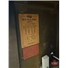 Image 10 : RCA Victor Floor Model Radio A-33 (Tested : Not Working) (40"H x 32"W x 17"D)