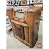 Image 2 : RCA Victor Floor Model Radio A-33 (Tested : Not Working) (40"H x 32"W x 17"D)
