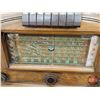 Image 4 : RCA Victor Floor Model Radio A-33 (Tested : Not Working) (40"H x 32"W x 17"D)