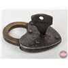 Image 2 : Winchester Padlock Heart with Key (Working) (2-1/2"H)