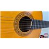 Image 6 : Vintage Classical Guitar : Citation Model 605