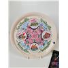 Image 3 : Nashville Souvenir Tin Tray (1960s) & Felt Hanging Banner (Tray : 11-1/2"Dia)