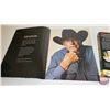 Image 17 : Collector Combo (3): - Bob Dylan Concert Program - George Strait Concert Program - "Marley Legend" I