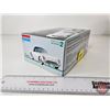 Image 4 : Model Kit : 1953 Corvette (Scale 1:24) (Monogram) (Box Measures : 6-1/2"H x 9-1/2"W x 4"D)