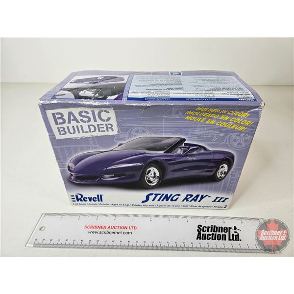 Model Kit : Sting Ray III (Scale 1:25) (Revell) (Box Measures : 6-3/4"H x 9-1/2"W x 4-3/4"D)