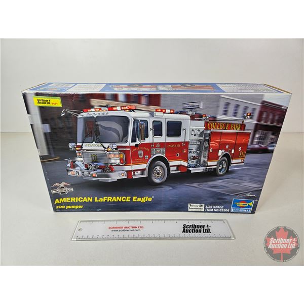 Model Kit : American LaFRANCE Eagle Fire Pumper (Scale 1:25) (Trumpeter) (Box Measures : 10-1/4"H x 