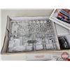 Image 3 : Model Kit : American LaFRANCE Eagle Fire Pumper (Scale 1:25) (Trumpeter) (Box Measures : 10-1/4"H x 