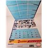 Image 2 : Toronto Maple Leafs Collectors Calendar (1982/83)  (Measures : 21" x 18")