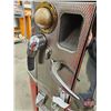 Image 10 : GAS PUMP : Wayne Model 400 - Partially Restored (c.1960)  (Measures : 48"H x 30"W x 18-1/2"D)