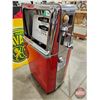 Image 3 : GAS PUMP : Wayne Model 400 - Partially Restored (c.1960)  (Measures : 48"H x 30"W x 18-1/2"D)