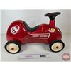 Image 3 : Ride On Toy : Radio Flyer Model 8  (Measures : 15"H x 12"W x 26"D)