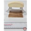 Image 3 : Alaska Ulu w/Stand (Measures : 6"W)