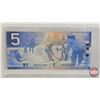 Image 7 : Canada $5 Bills 2002 (4) : Jenkins/Dodge #HNU4966365 ; HOL7608733 ; HOB2199041 ; HOA2332364