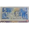 Image 6 : Canada Bills (3): - $5 Bill 2002 : Knight/Dodge #ANV8424020 - $10 Bill 2001 : Knight/Thiessen #FDT72