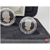 Image 11 : RCM Canada 2004 Fine Silver 4-Coin Set : The Arctic Fox One Ounce ; 1/2 Ounce 1/4 Ounce; 1/10 Ounce 