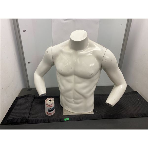 Mannequin upper body