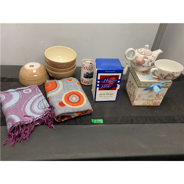 Household items including teapot set, bowls and more