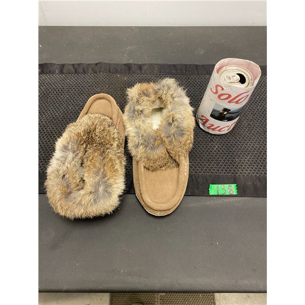 Rabbit fur women's moccasins size 5-6