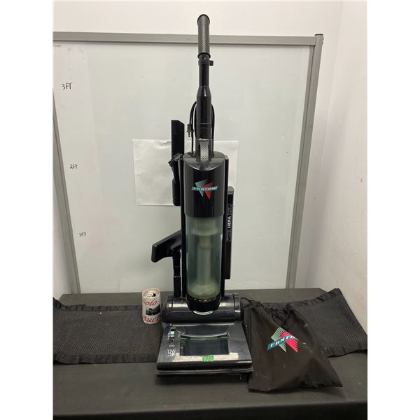 Fantom vacuum cleaner